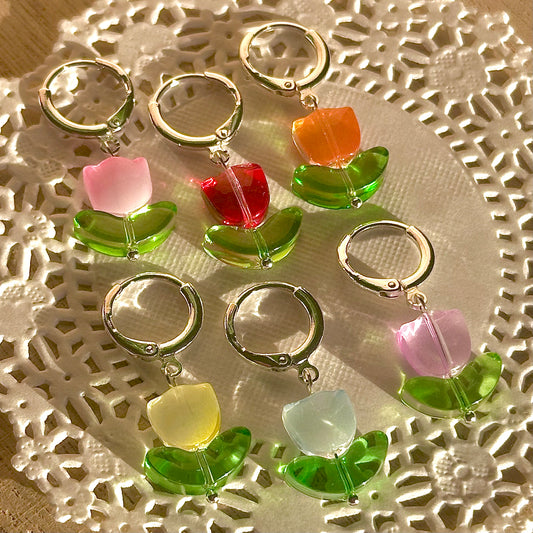 silver tulip flower hoop earrings